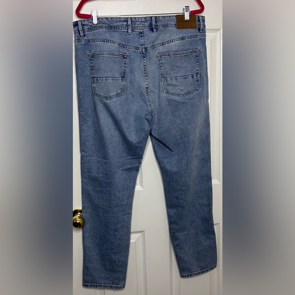 Massimo Dutti tapered leg denim - Picture 3 of 3